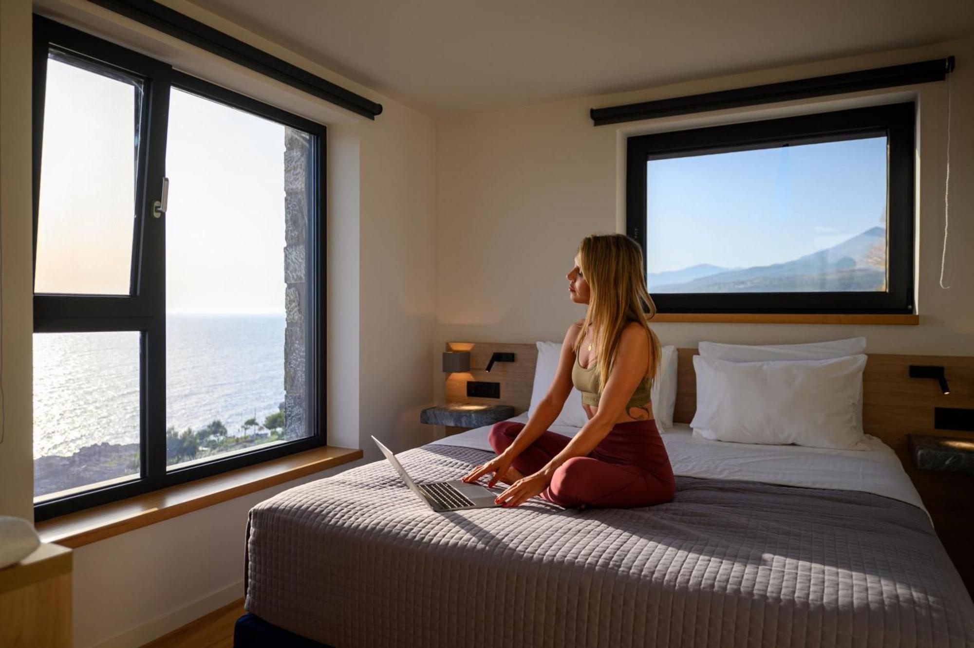 Mani Suites 아요스니콜라오스 외부 사진