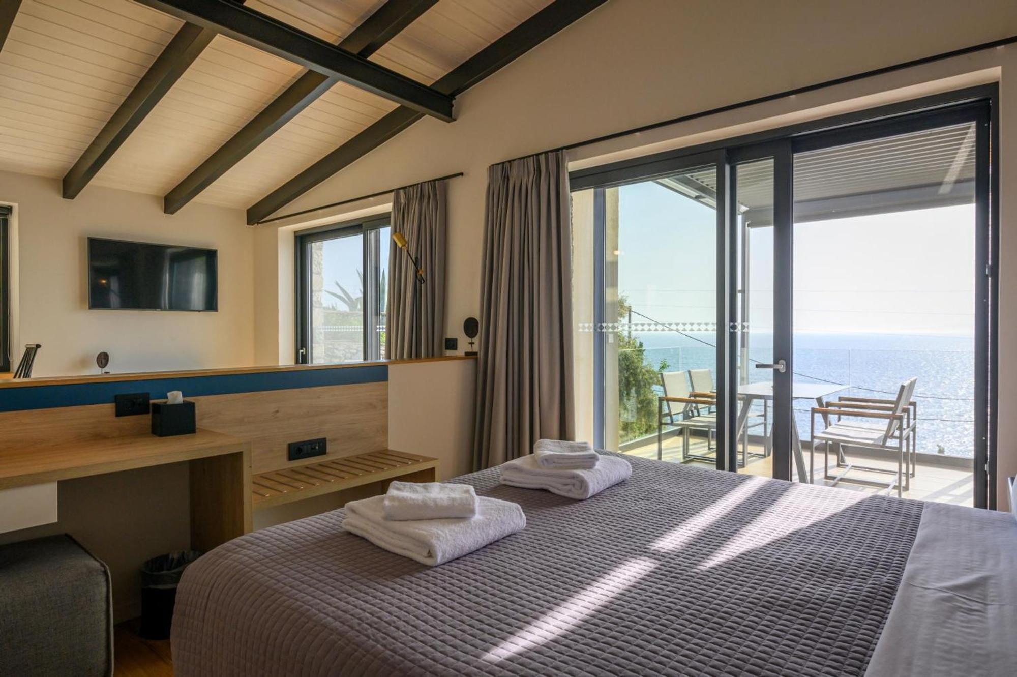 Mani Suites 아요스니콜라오스 외부 사진