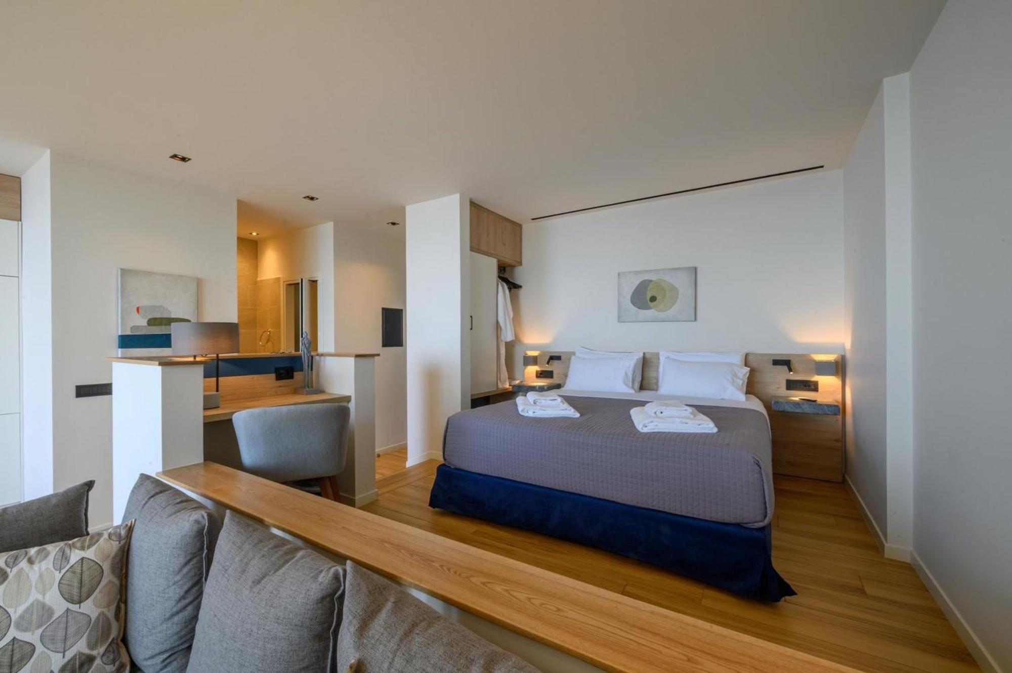 Mani Suites 아요스니콜라오스 외부 사진