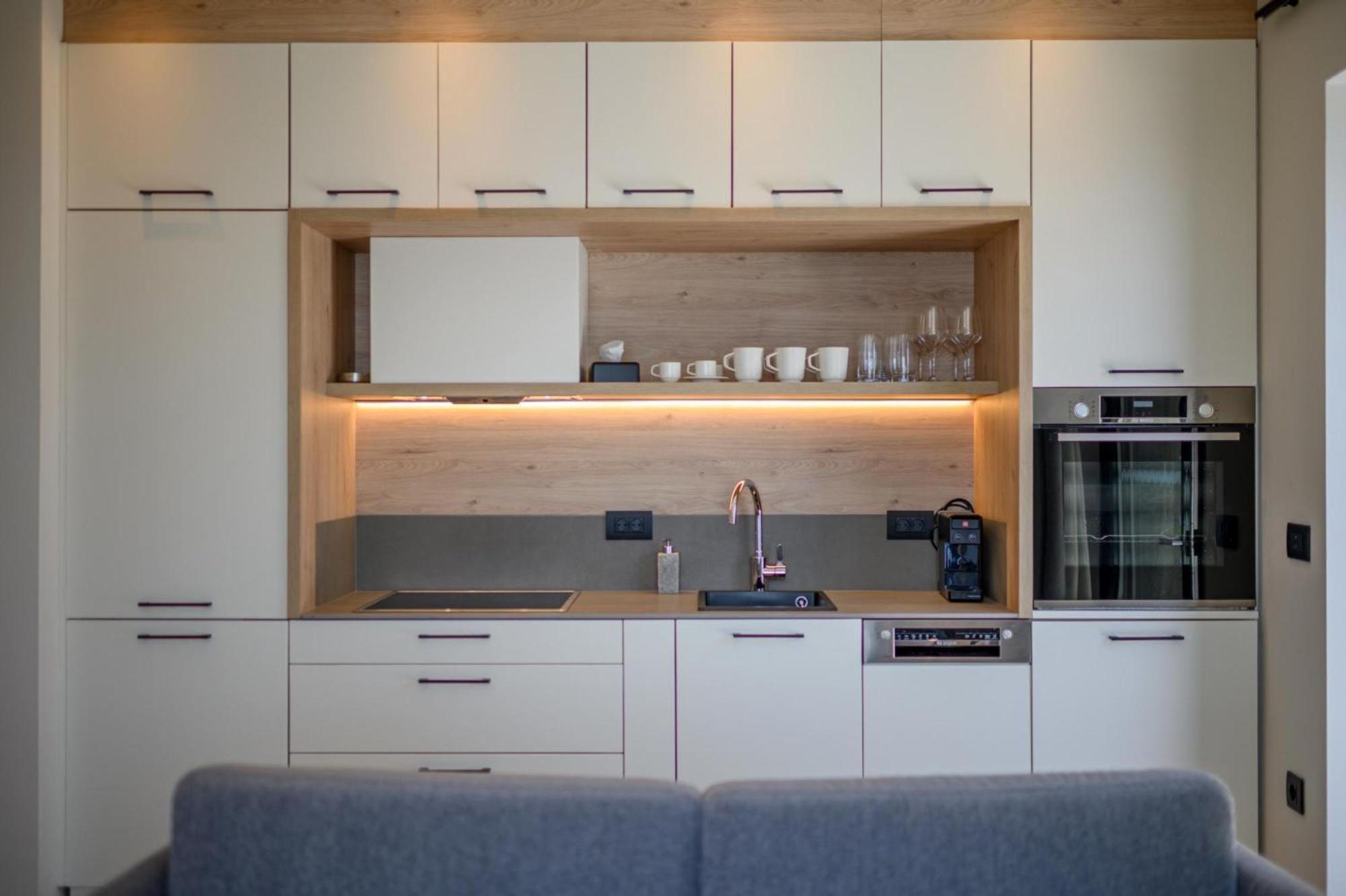 Mani Suites 아요스니콜라오스 외부 사진